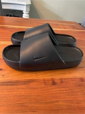 Nike Calm Slides Men’s Size 10 Black